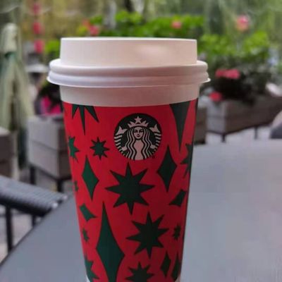 Taza de papel de pared única para bebidas calientes desechable y hecha de papel de calidad alimentaria